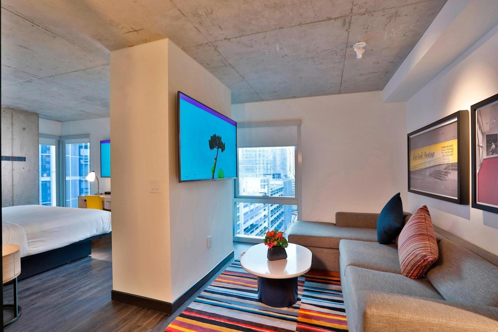 Aloft Chicago Mag Mile Hotel Bagian luar foto