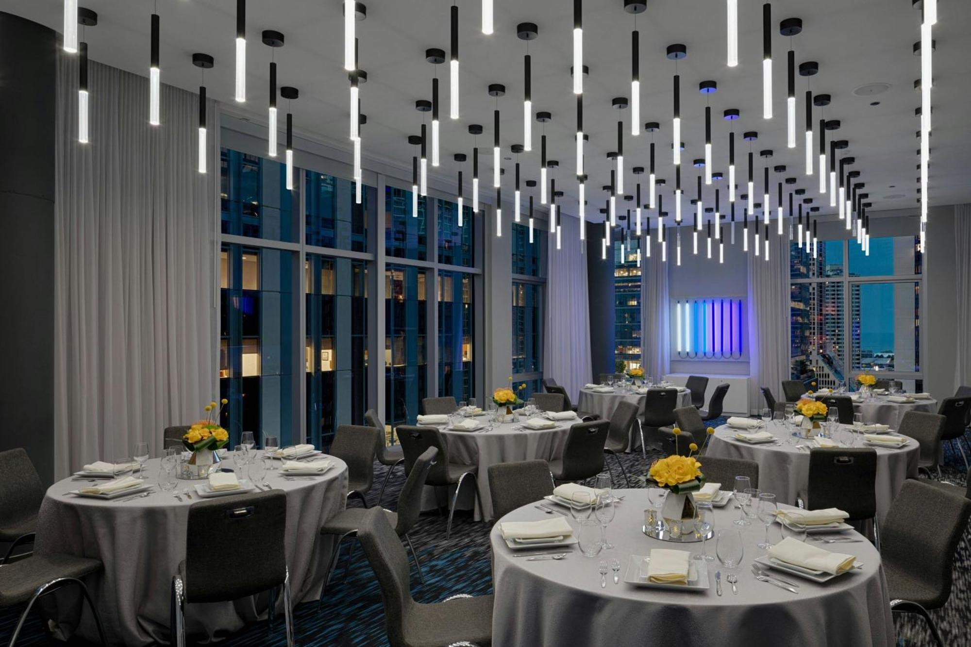 Aloft Chicago Mag Mile Hotel Bagian luar foto